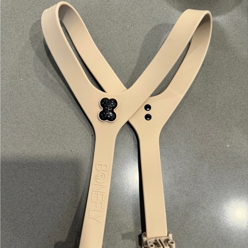 Bonefly dog harness , used.